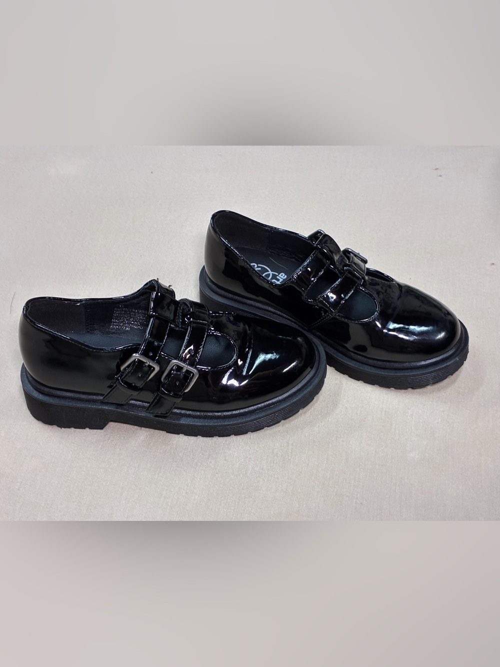 Art Class - Double-Buckle Patent Leather Mary Jane Lug Sole Shoes Size 13